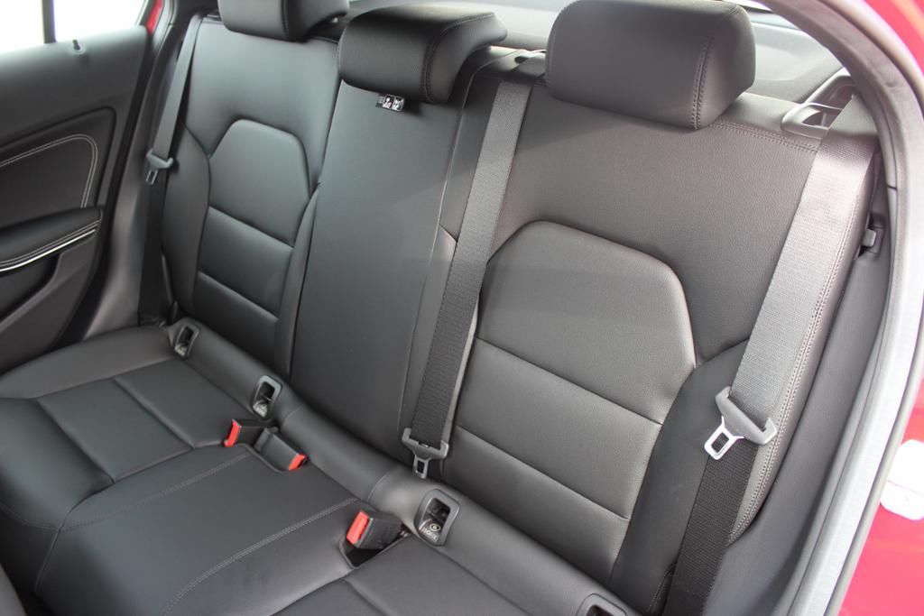 MERCEDES A CLASS (01/06/2014) - 